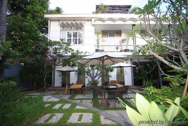 Frangipani Villa-60S Пном Пен Екстериор снимка
